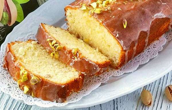 Лимонный кекс с орехами
